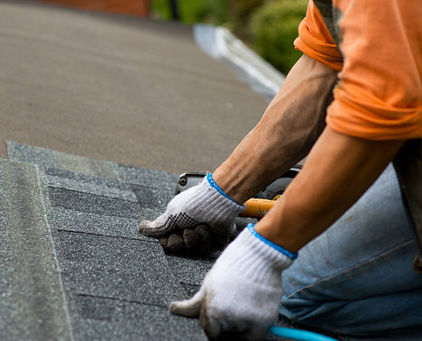 Best Tile Roofing Contractor  in Eastwood, MI